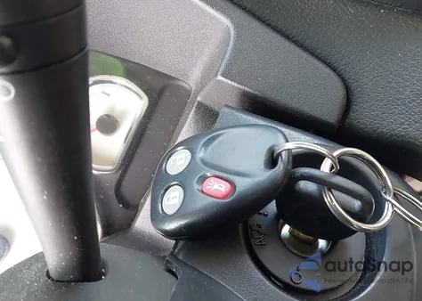 2005 Saturn Vue 4 Cyl z USA, uszkodzony, nr VIN 5GZCZ23D55S810795